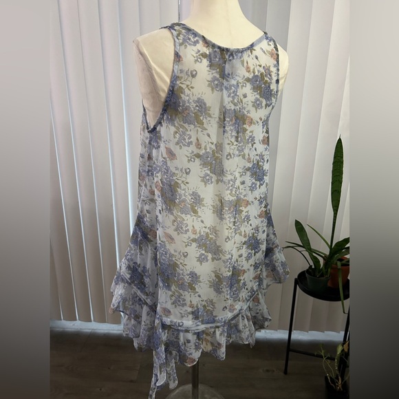 Altar D’State M Long Sleeveless Blouse - Picture 3 of 5